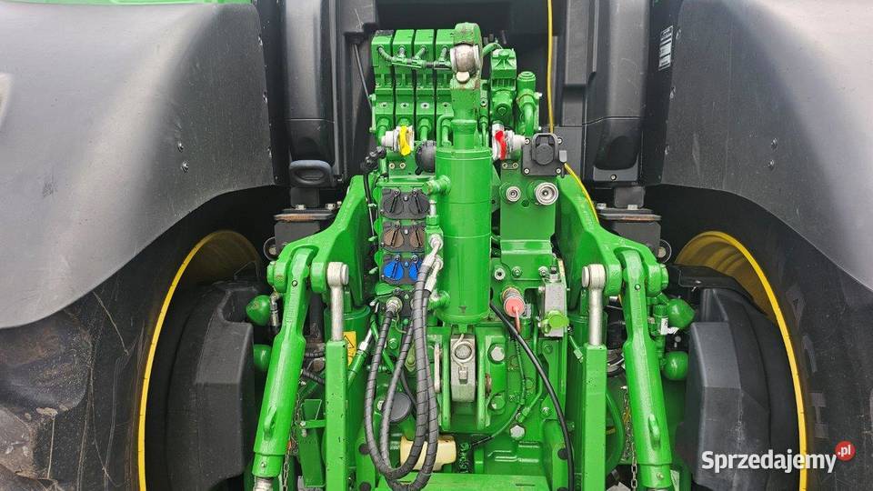 Ciągnik rolniczy John Deere 6250 R Jatutów