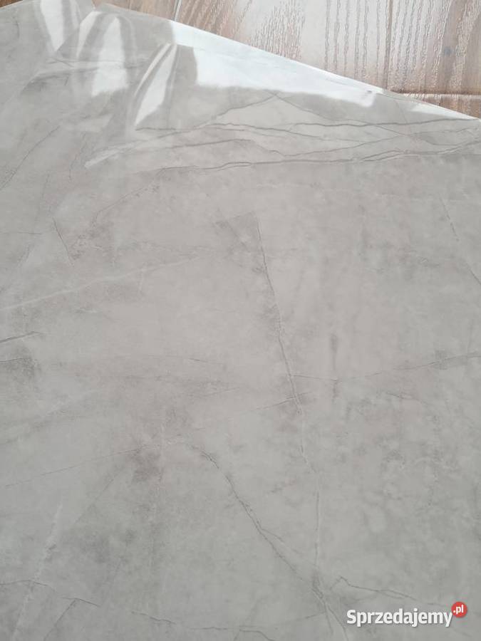 20 nowych naklejek ściennych 30x30 imitujących Sandomierz sprzedam