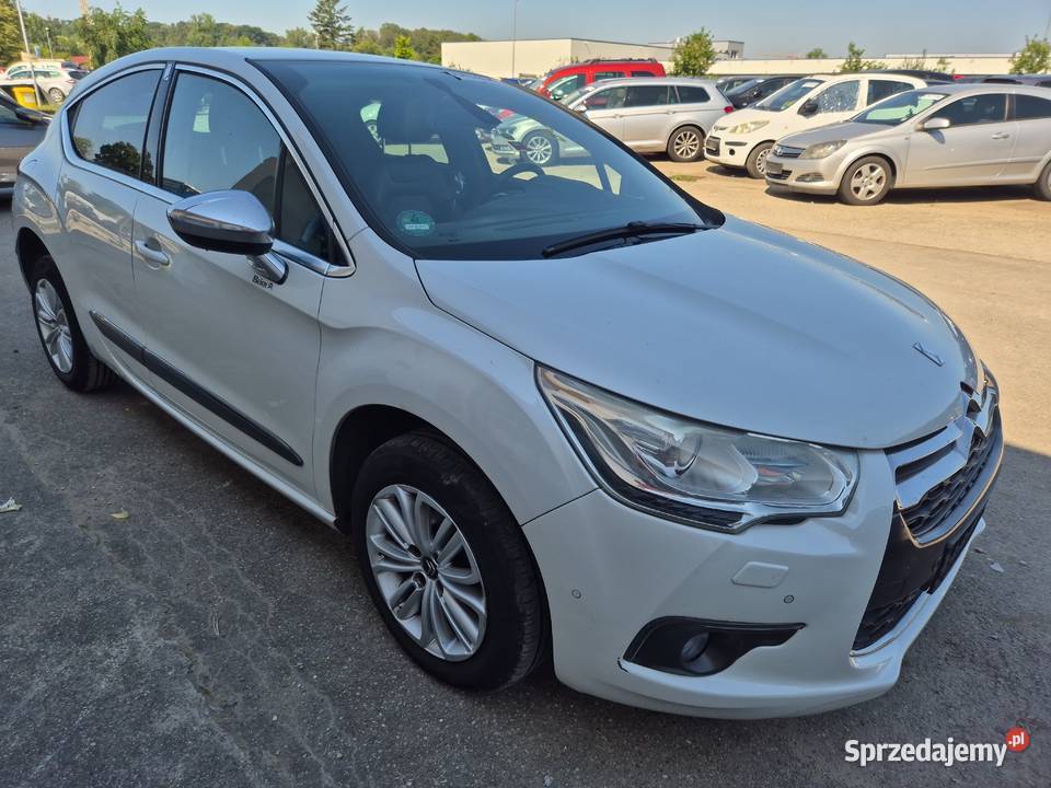 Citroen DS4 SoChic z Niemiec BIAŁA PERŁA 2012r Tarnów