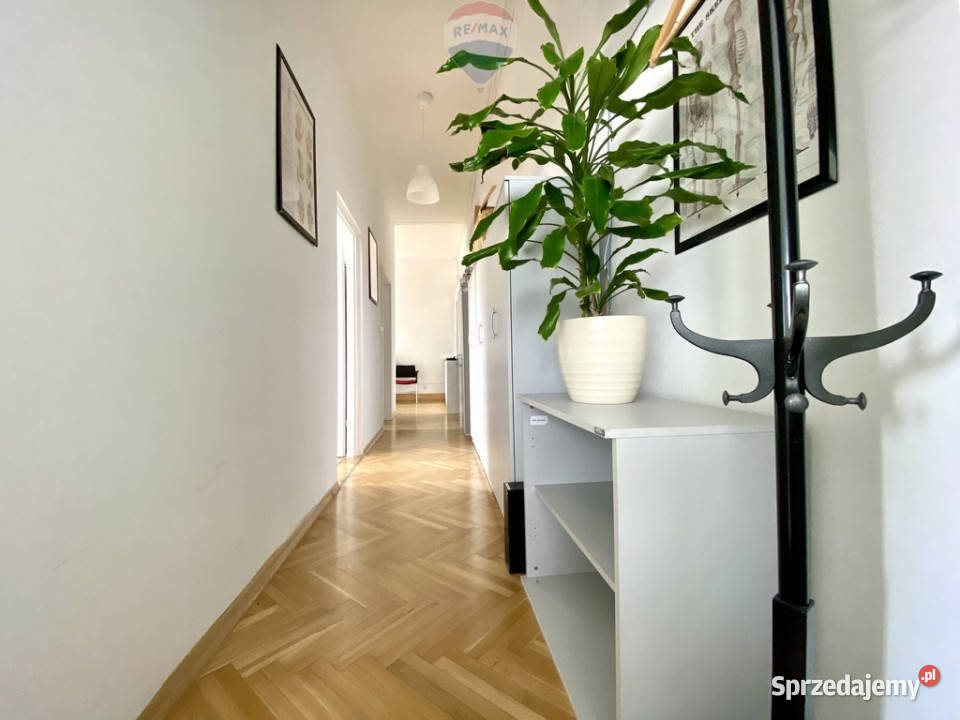 Młodzieńcza lokal idealny na biuro Warszawa sprzedam