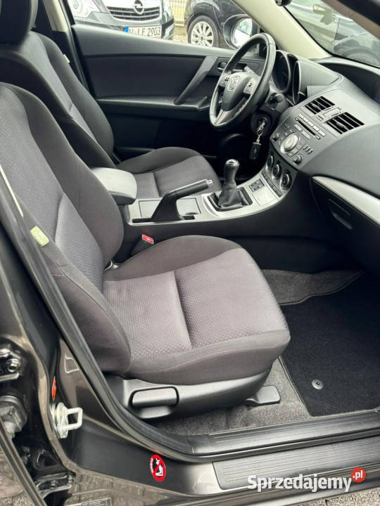 Mazda 3 super stan klima alu opłatach II manualna 3 Chełm