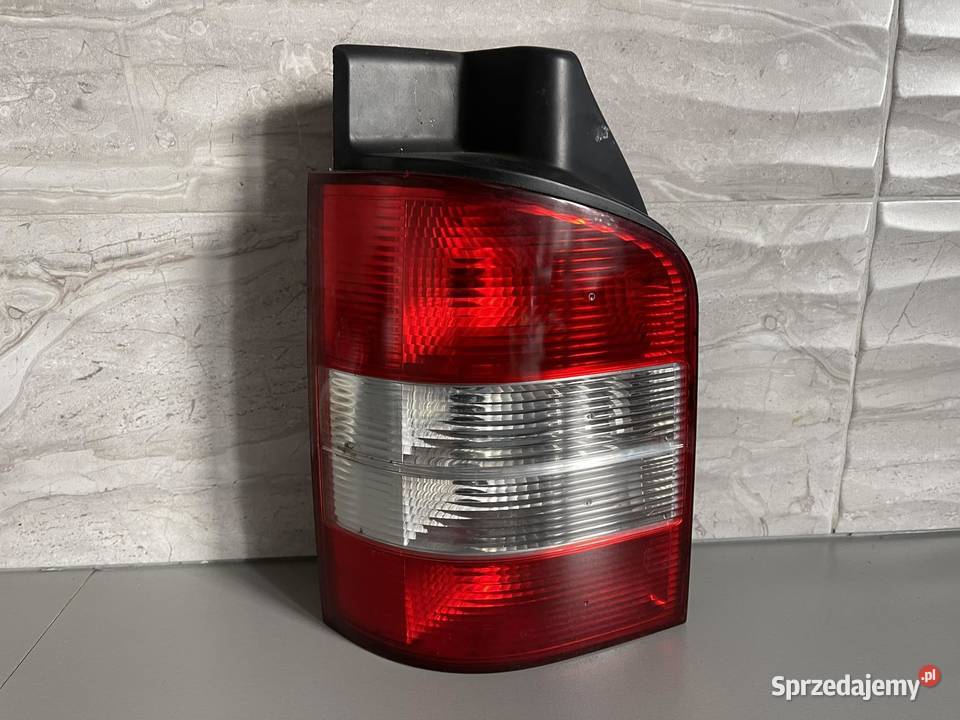 VW T5 LEWA LAMPA TYŁ Lewe Ostroróg