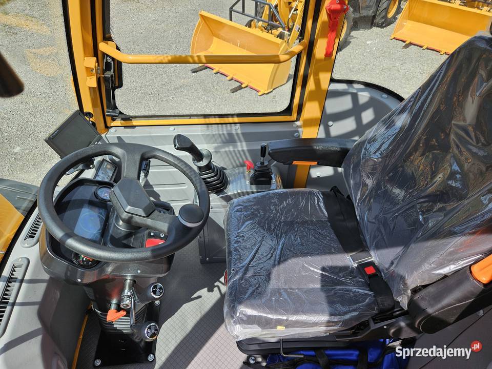 Nowa ładowarka kołowa CTM 936 DEUTZ 125 7000 pełny VAT Parczew