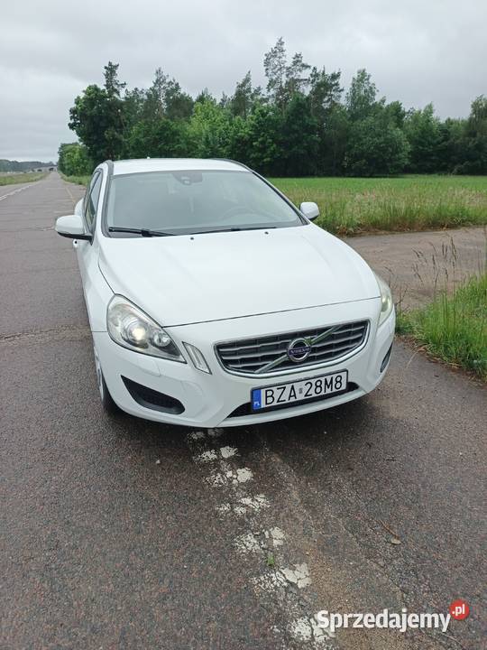 Sprzedam Volvo V60 16D elektryczne szyby V60