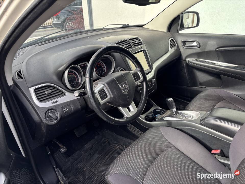 Dodge Journey 2012 36 7 osobowy lekko uszkodzony mazowieckie Sulejówek sprzedam