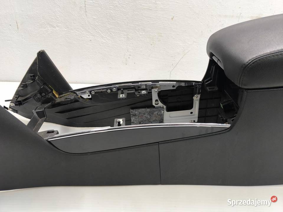 TUNEL SRODKOWY PODŁOKIETNIK FX II QX70 sprzedam