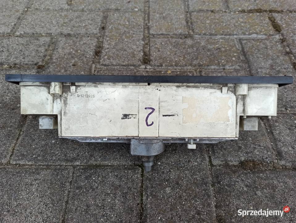 Zegary licznik prędkościomierz Fiat 125 p Wyposażenie wnętrza Ostrów Wielkopolski sprzedam