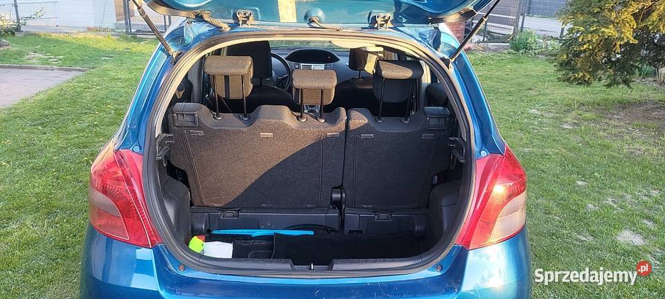 Toyota Yaris 2006 13 87 benzyna niezawodny normy kupiony w polskim salonie małopolskie Kraków