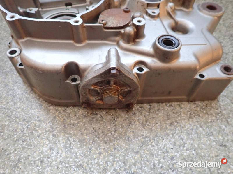 BLOK SILNIKA DWA KARTERY SUZUKI DR 125 Z F445 Części i akcesoria motocyklowe Strzelce Krajeńskie