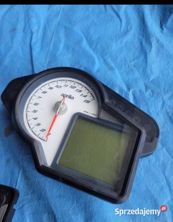 Aprilia TUONO V4 1100 rsv 2016 licznik Liczniki wielkopolskie Nowy Tomyśl