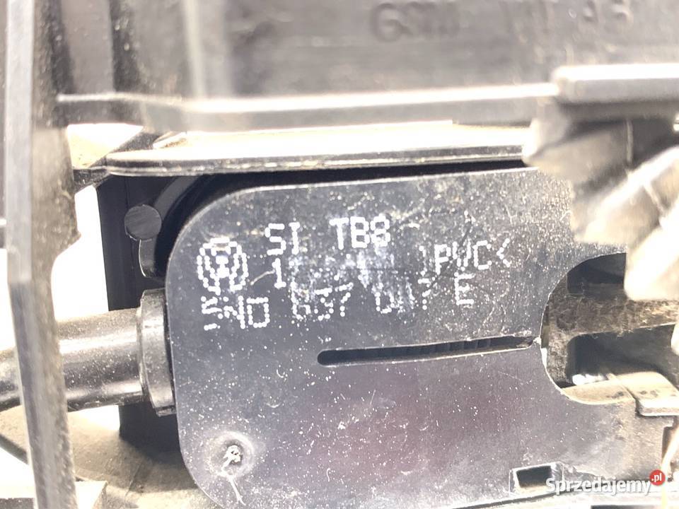 KLAMKA ZEWNĘTRZNA PRAWY PRZÓD VW TROC Crossover