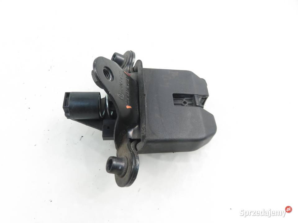 ZAMEK KLAPY SKODA OCTAVIA II 1Z5827501D małopolskie sprzedam