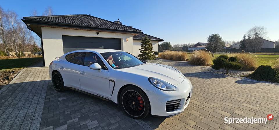 Porsche Panamera GTS 48 440 PDK PORSCHE APPROVED