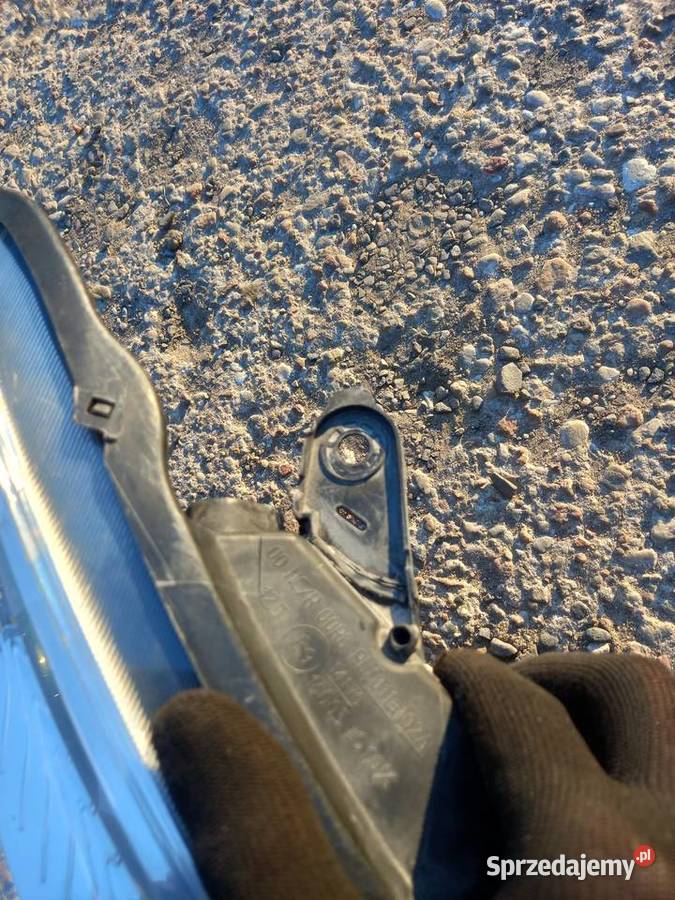 Dacia Dokker reflektory przod Oryginal Płock