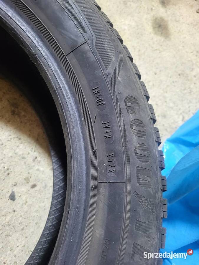 Opony zimowe goodyear 16 55 Samochodowe