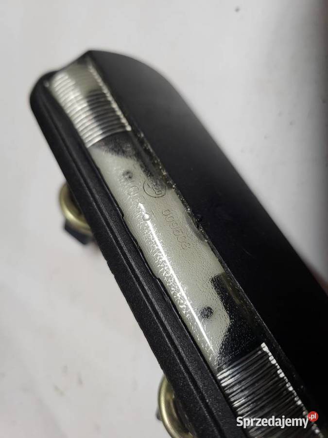 Fiat 125p fabrycznie nowa lampka podświetlenia osobowe Chodzież