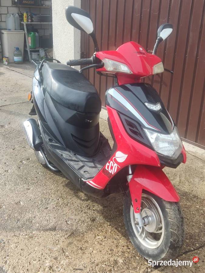 Niewielki skuter Zipp2017r przegląd na 2 lataOC Białystok sprzedam