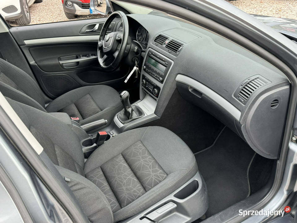 koda Octavia Octavia Lift Mały Przebieg Serwis Szerominek sprzedam