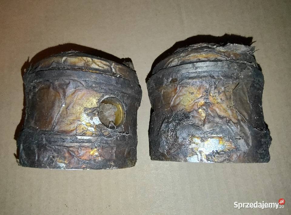 Oryginalne nowe tłoki 7795 z pierścieniami Leszno