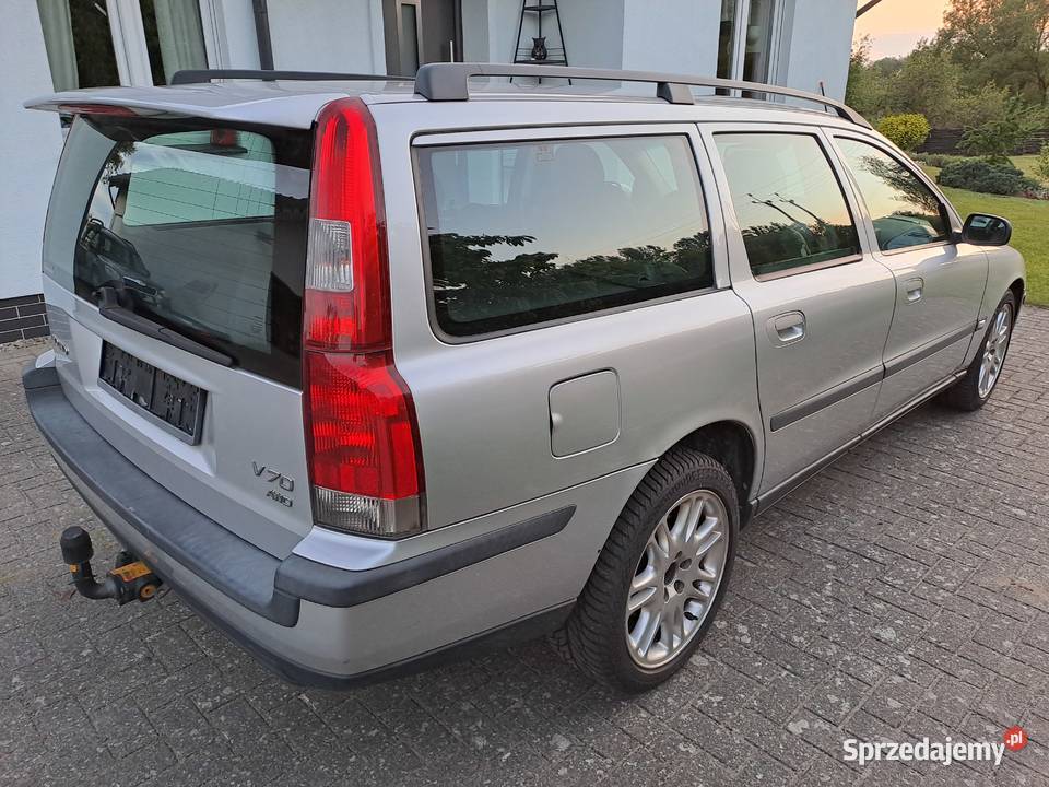 Volvo V70 D5 AWD 4X4 03r diesel 163 automat z diesel Myślibórz
