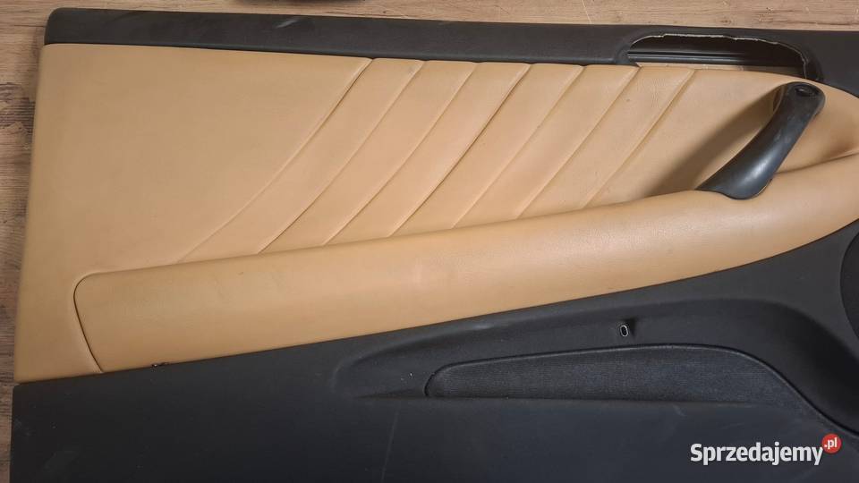 Fotele Alfa Romeo GT nieuszkodzony