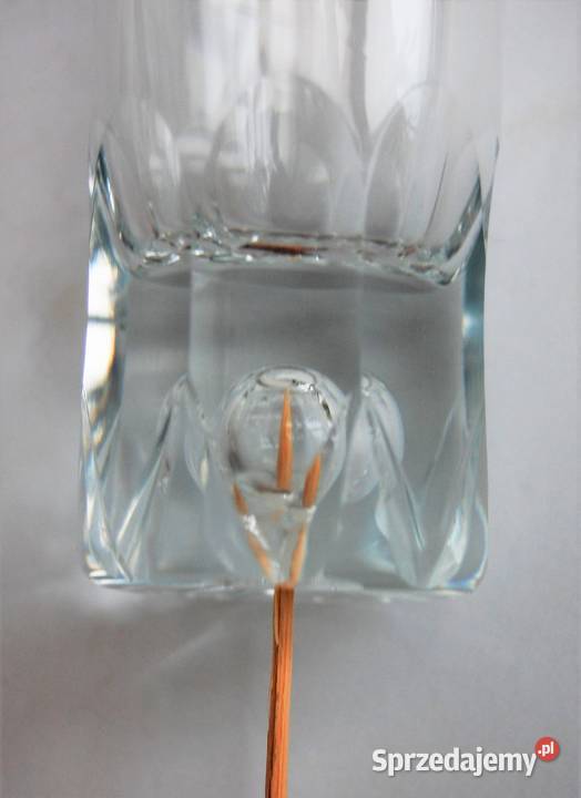 Stare kieliszki z bąbelkiem powietrza do wódki Lublin sprzedam