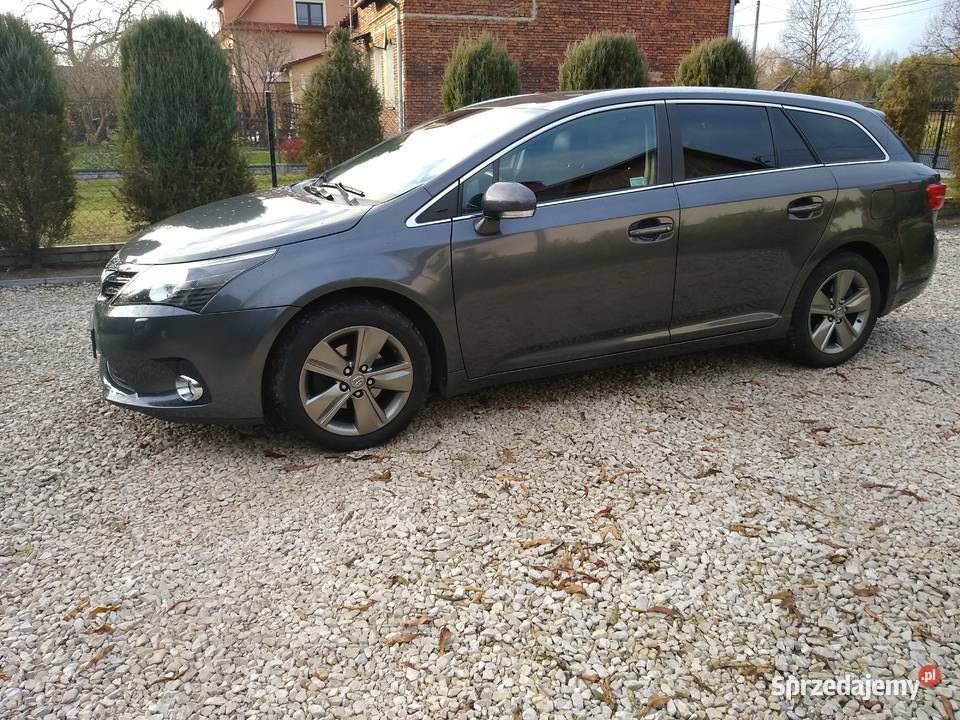 Sprzedam Toyota Avensis T27