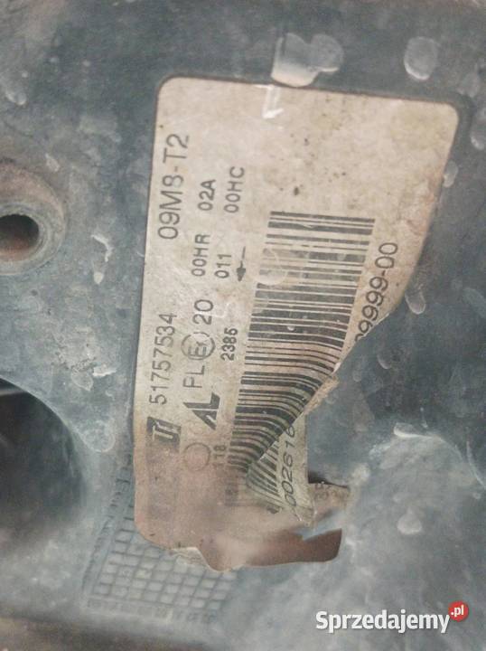 LAMPA PRZÓD PRAWA EU Fiat Bravo II 20072014 osobowe