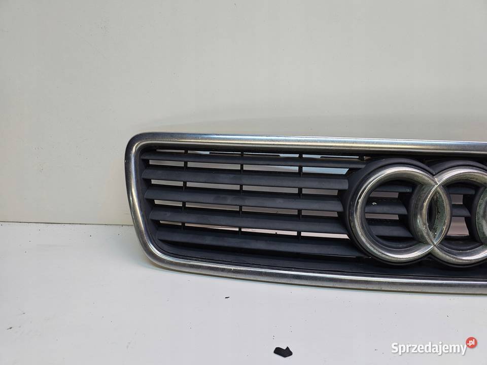 GRILL ATRAPA CHŁODNICY AUDI A4 B5 8D0853651J Przystajń