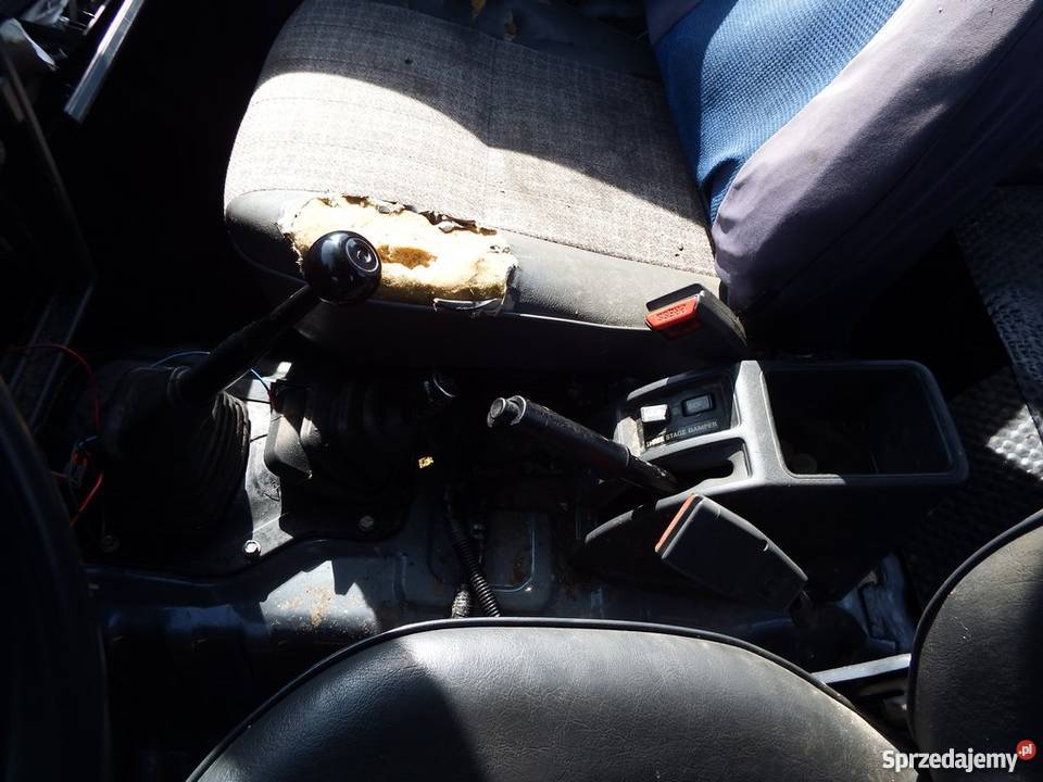 Daihatsu Rocky 28 DX całość części Szwajcar szary