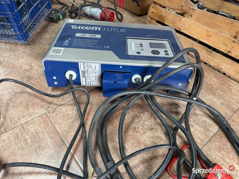 Prostownik TRICOM FUTURE 24V 100A Antonie