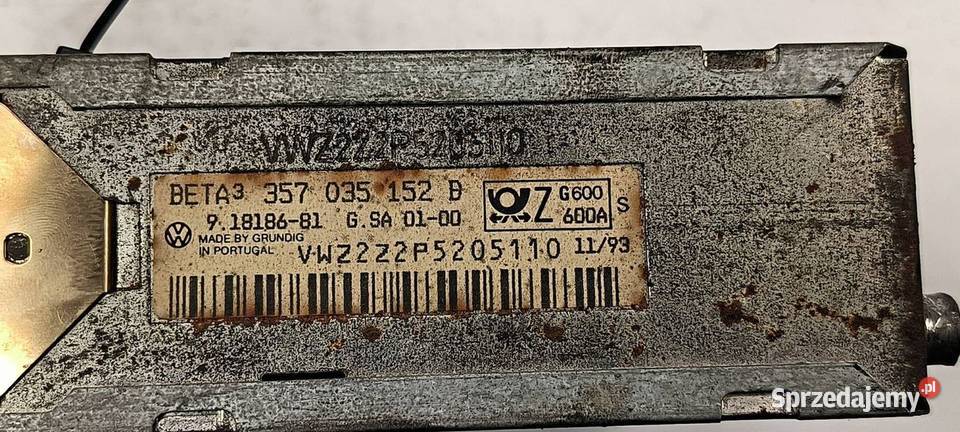 RADIO VOLKSWAGEN GOLF III 357035152D Lipno