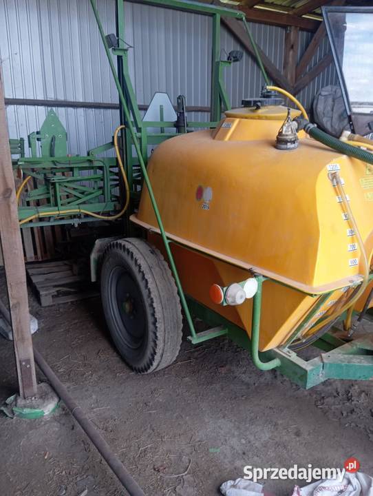 Sprzedam opryskiwacz Ułazów