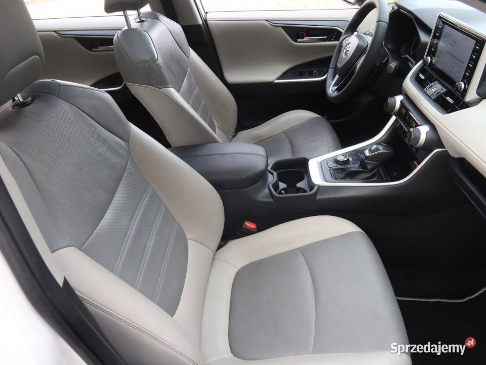 Toyota RAV 4 25 Hybrid Rok produkcji 2019 śląskie Katowice