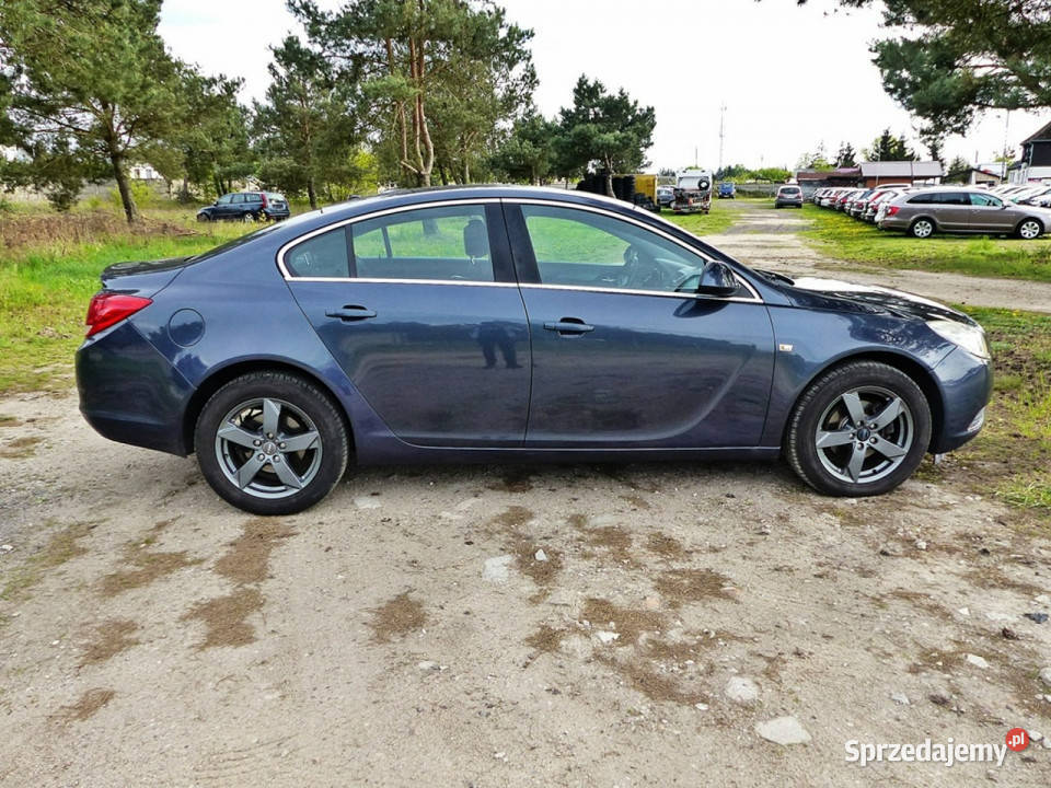 Opel Insignia 18i 140 ClimatronicAluPełna Piła