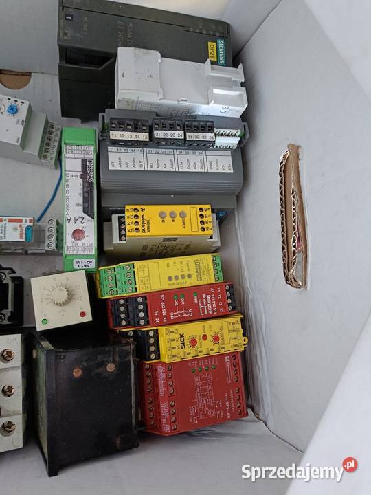 Wyłącznik stycznik przekaźnik bezpieczniki itp Tomaszów Mazowiecki