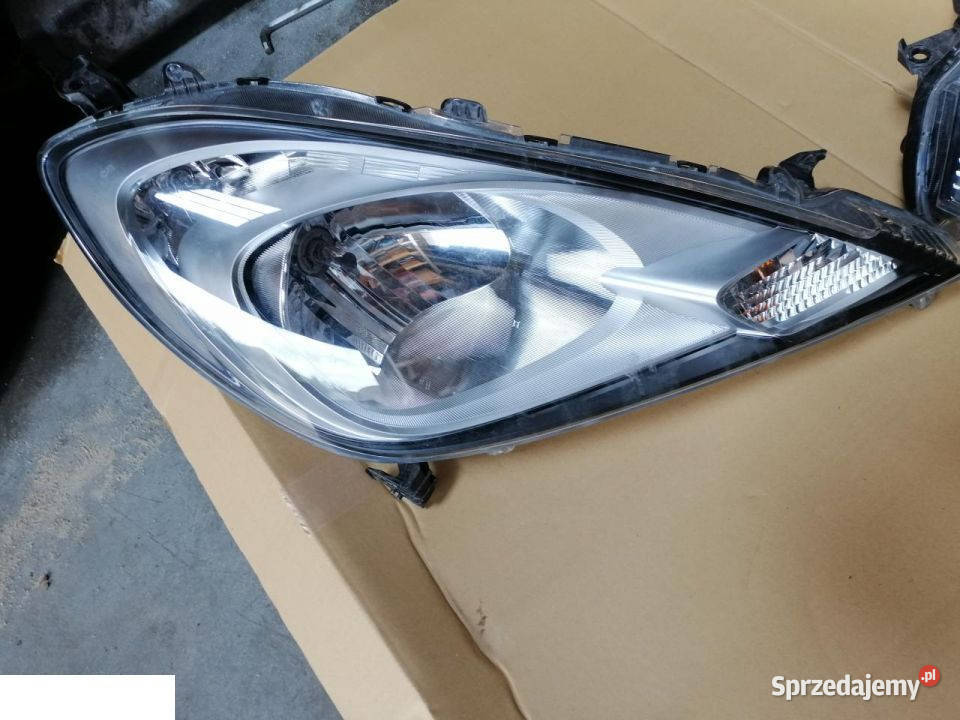 Honda jazz 08 lift komplet reflektorów osobowe lubelskie Kozubszczyzna