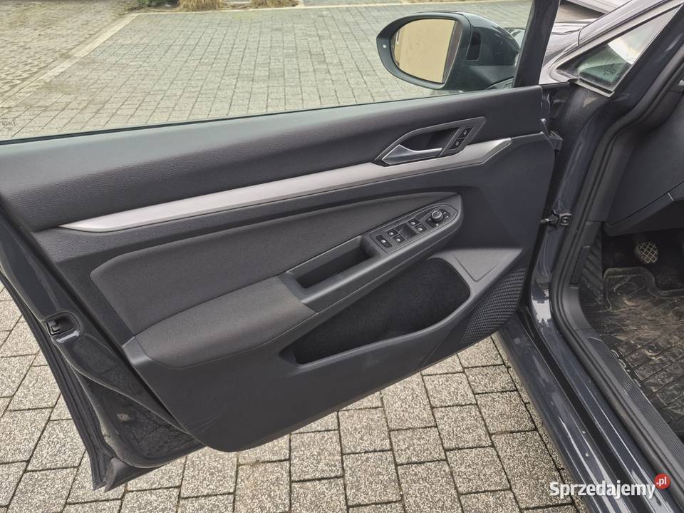 Voltswagen Golf 8 Orginalny Niski przebieg nieuszkodzony Wolsztyn sprzedam