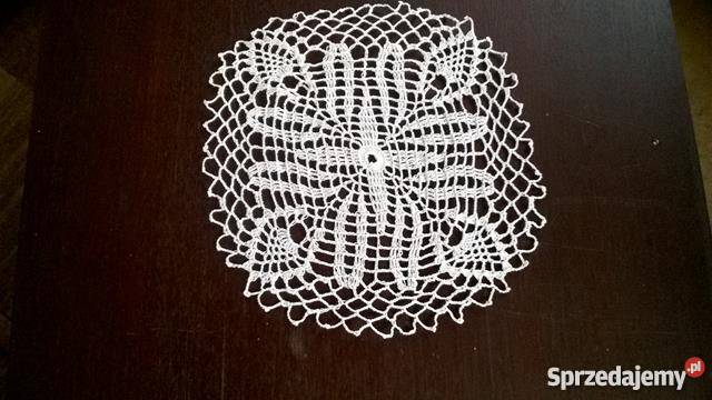 delikatna sewetka Obrusy i serwety Oława