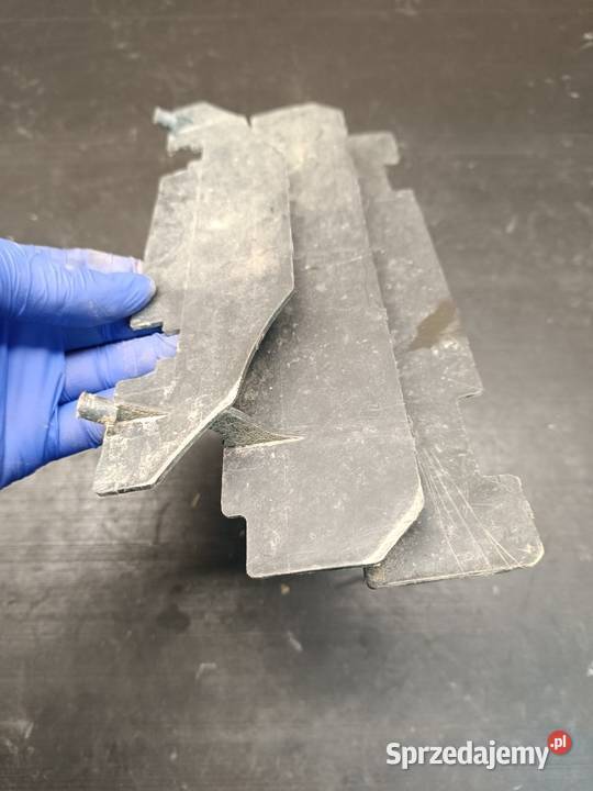 Kratka plastik owiewka osłona chłodnica części małopolskie Gołaczewy