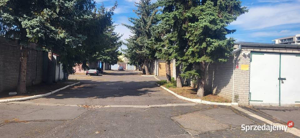 2 garaże do wynajęcia Mokotów Ludwiżanki 5 i na oświetlenie Warszawa sprzedam