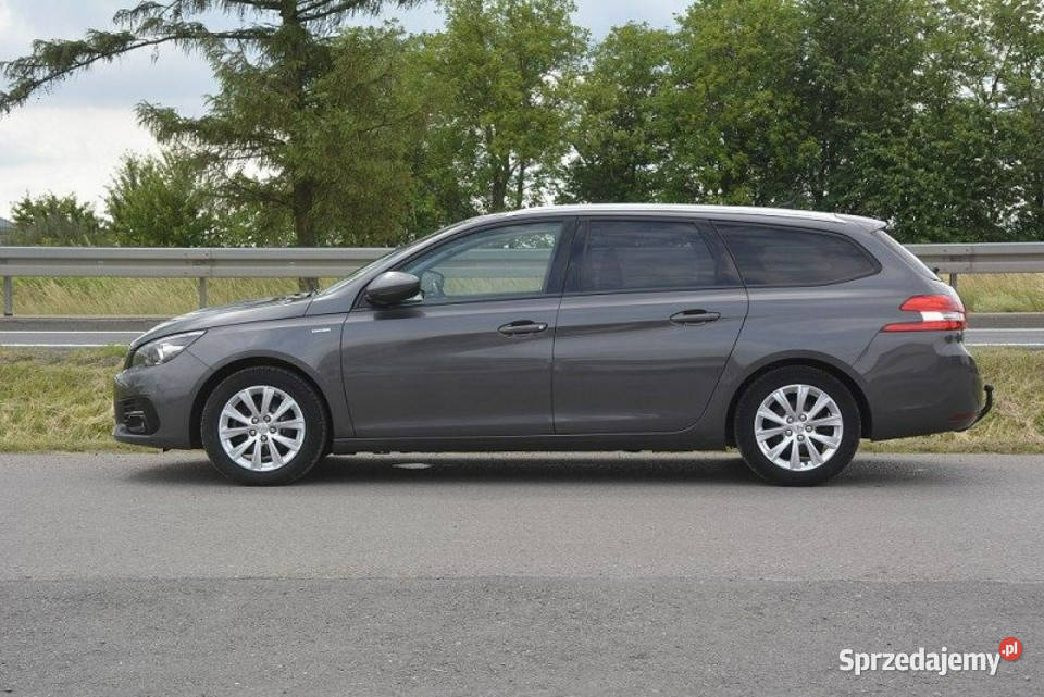 Peugeot 308 12 Turbo doinwestowany hak nawigacja Sędziszów Małopolski