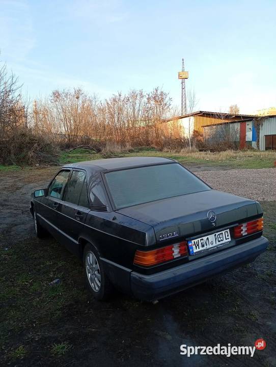Mercedes w201 18 benzyna 1990r klasyk Rok produkcji 1990 Żyrardów