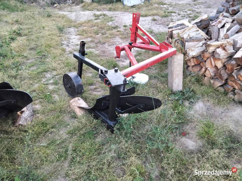 Pług do oborywania Maszyny rolnicze świętokrzyskie Pawłów