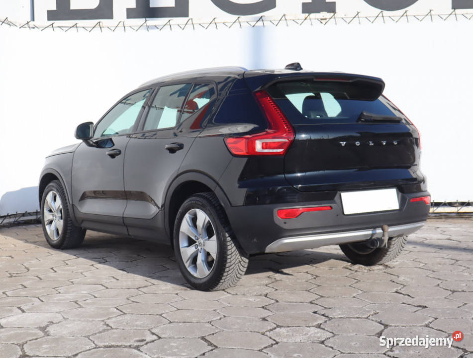 Volvo XC40 T3 4/5 łódzkie