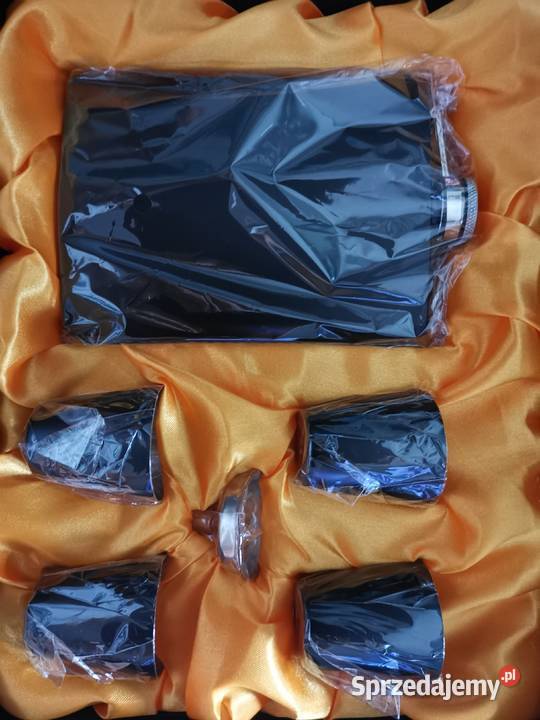 Zestaw Piersiówka kieliszki i lejek 64211 Grudziądz