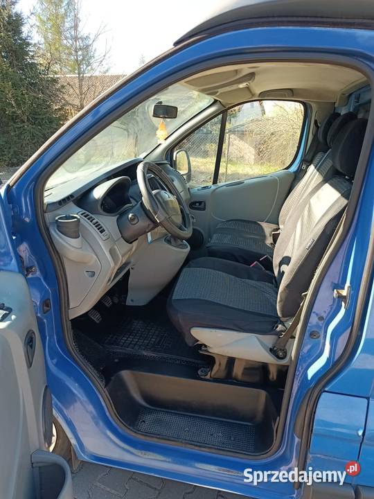 Samochod dostawczy Renault Trafic
