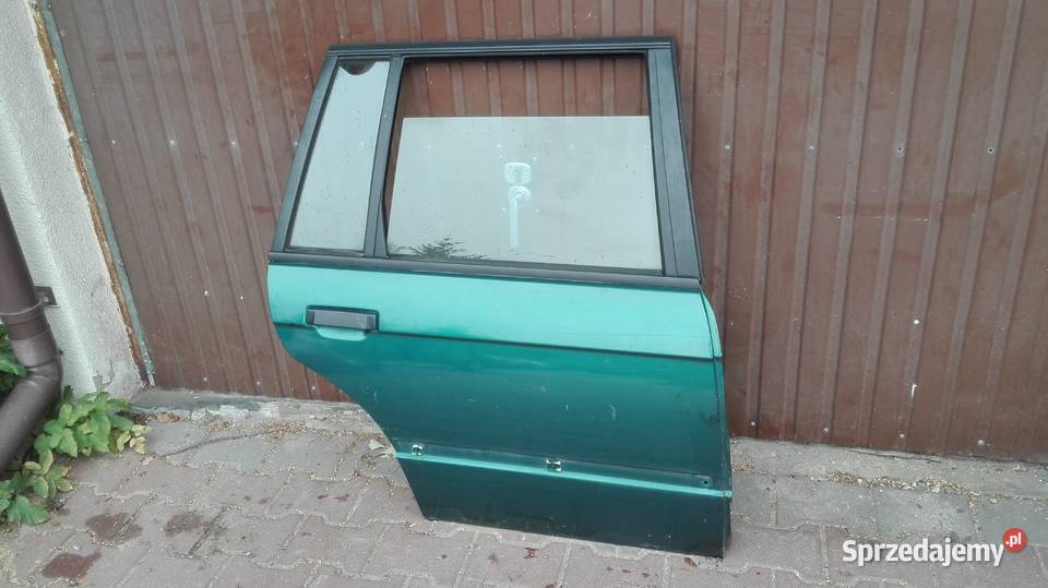 BMW E30 SEDAN KOMBI DRZWI TYLNE łódzkie