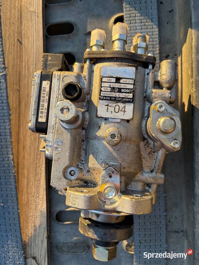 Nowa pompa paliwowa John Deere 6 cyl re506681