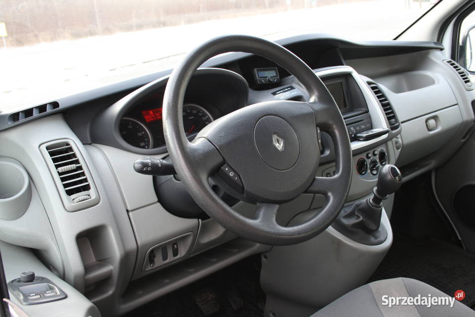 RENAULT TRAFIC Vivaro L1H1 20 DCI KLIMA prywatna Renault sprzedam